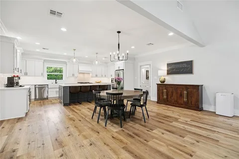 $875,000 | 210 Tchefuncte Drive, Covington, LA 70433