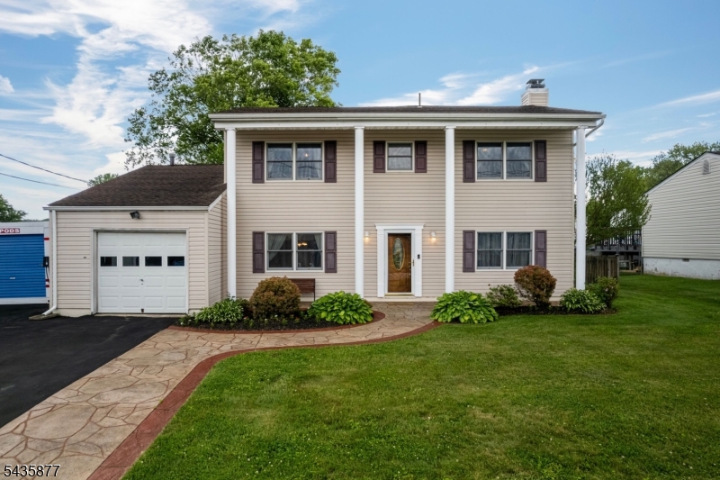 14 Allyson Road Flanders, NJ 07836 - Photo 23 of 25