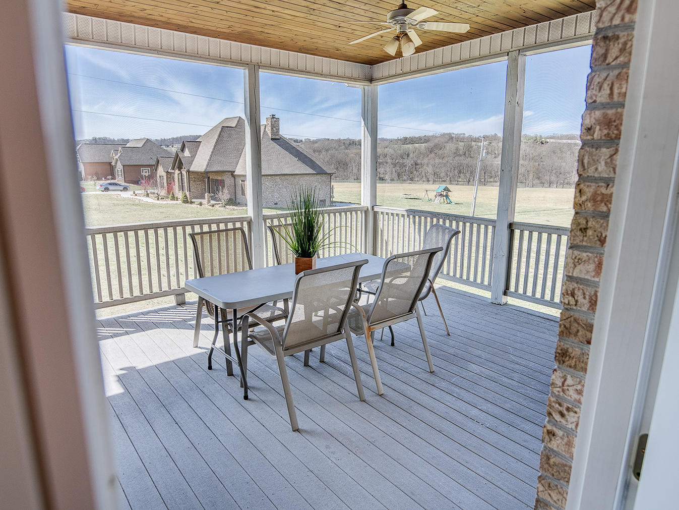 1121 Graves Road Strawberry Plains, TN 37871 - Photo 39 of 66 D_Neas_Graves-Road-Interior_7582