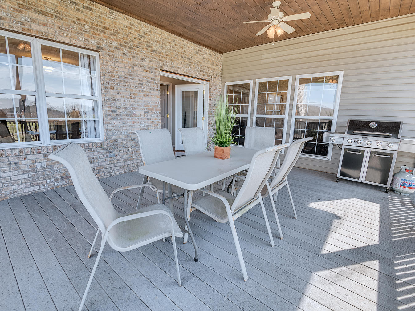 1121 Graves Road Strawberry Plains, TN 37871 - Photo 50 of 66 D_Neas_Graves-Road-Interior_7187