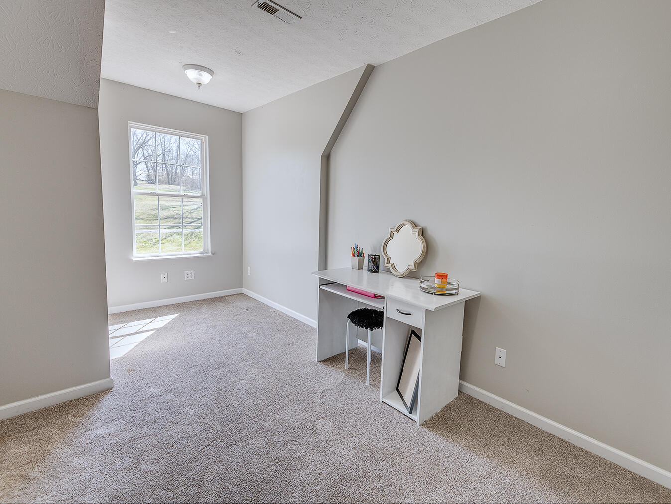 1121 Graves Road Strawberry Plains, TN 37871 - Photo 56 of 66 D_Neas_Graves-Road-Interior_7398