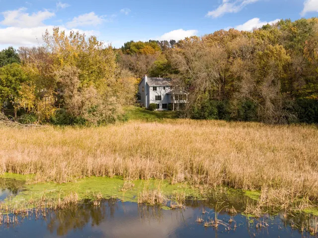 $800,000 | 18305 5th Avenue North, Plymouth, MN 55447