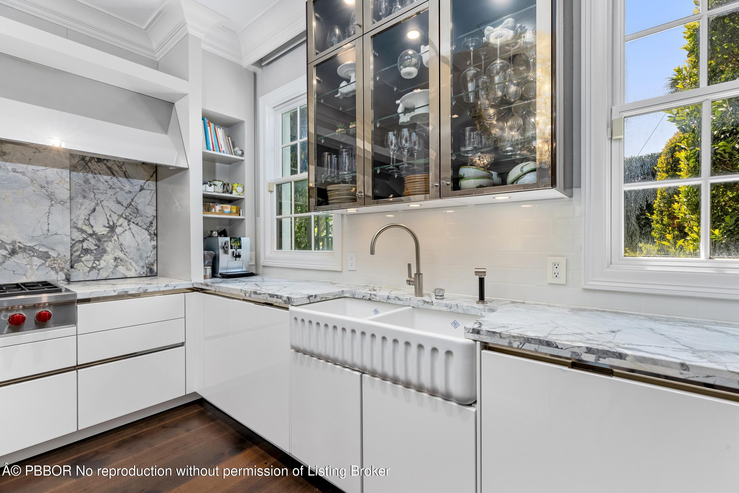 1053 North Lake Way Palm Beach, FL 33480 - Photo 28 of 82 Kitchen 3