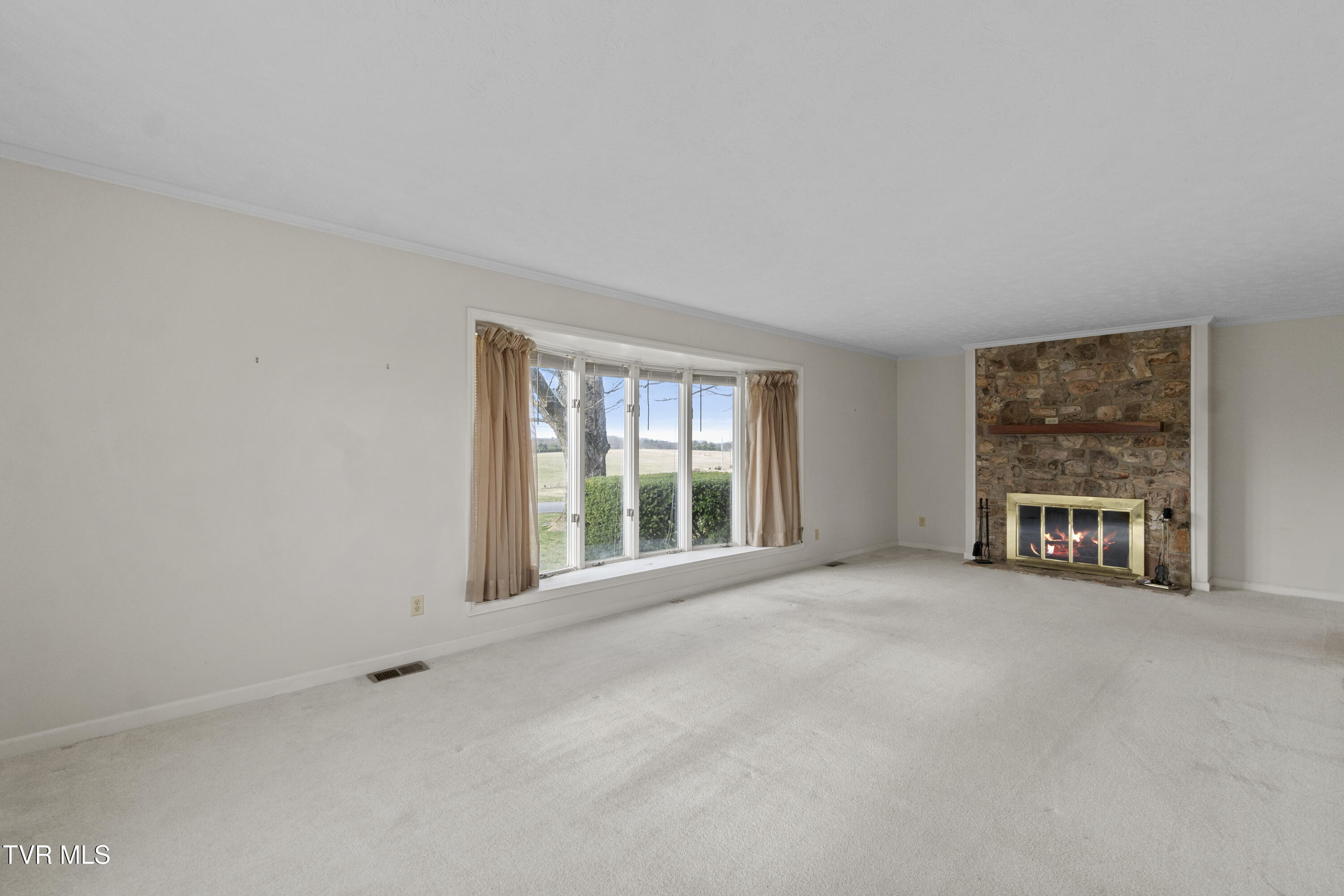 181 Walkers Ford Road Greeneville, TN 37743 - Photo 17 of 53 DSC02255