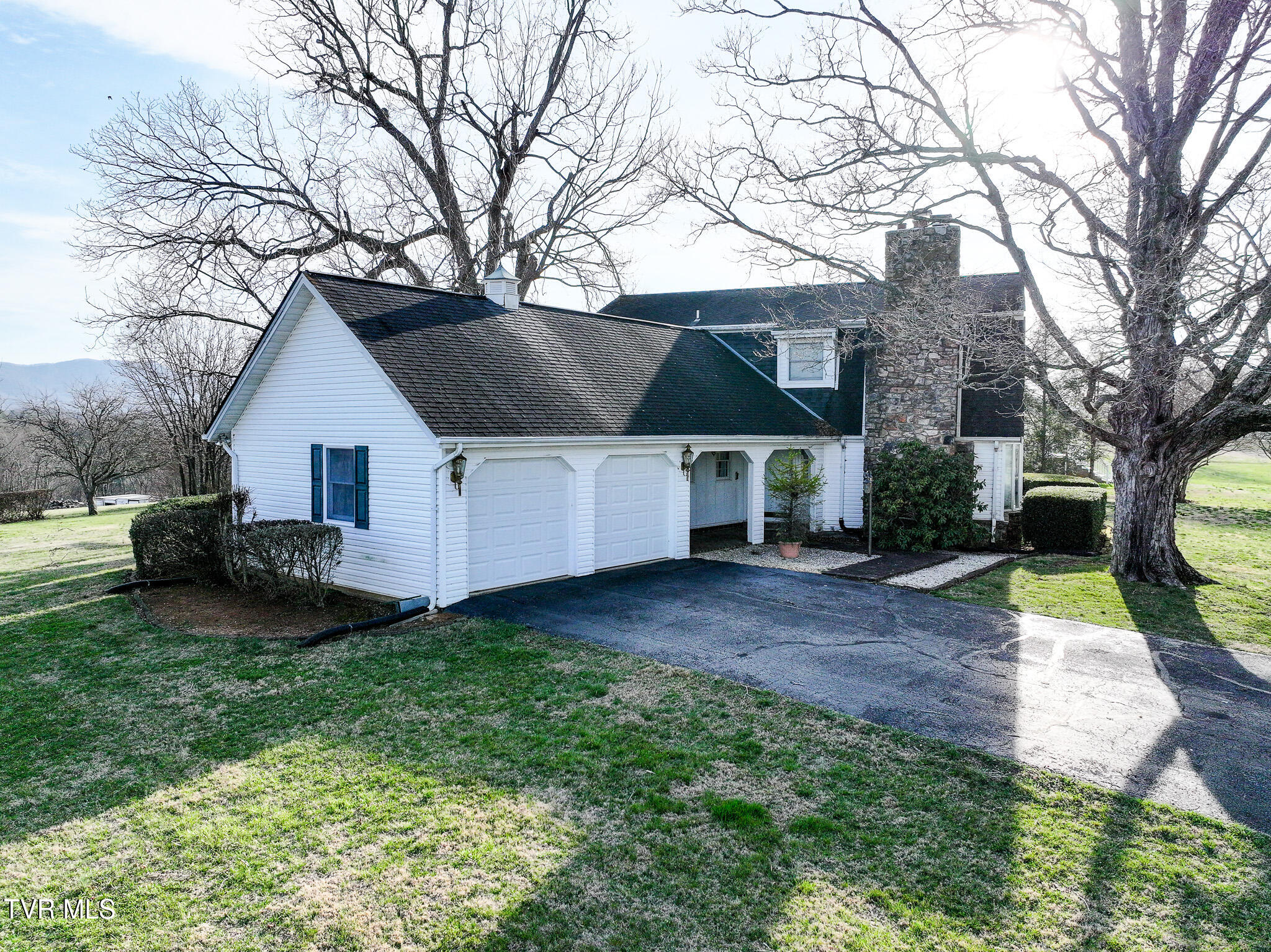 181 Walkers Ford Road Greeneville, TN 37743 - Photo 2 of 53 DJI_20260303164134_0250_D