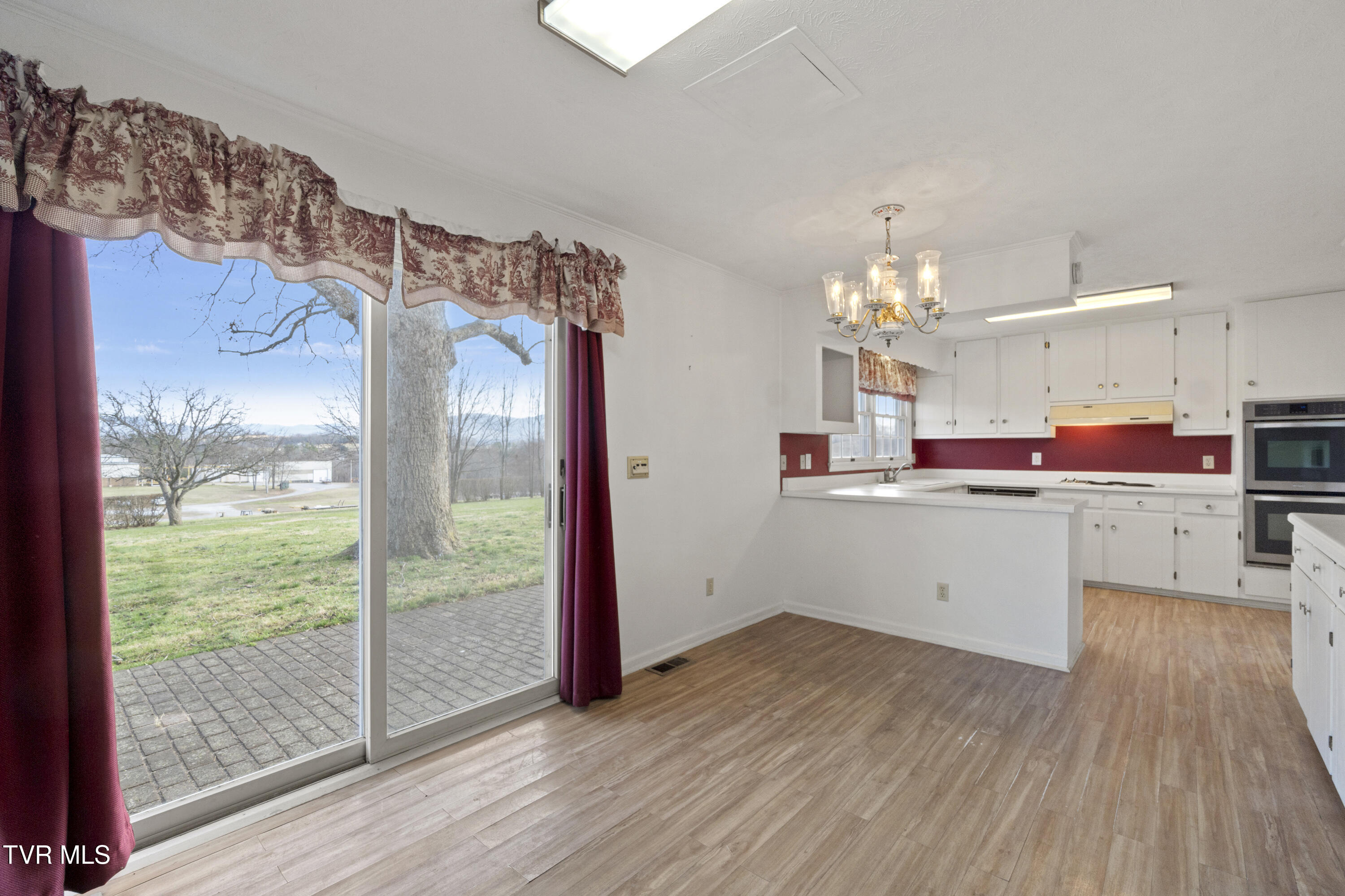 181 Walkers Ford Road Greeneville, TN 37743 - Photo 25 of 53 DSC02285