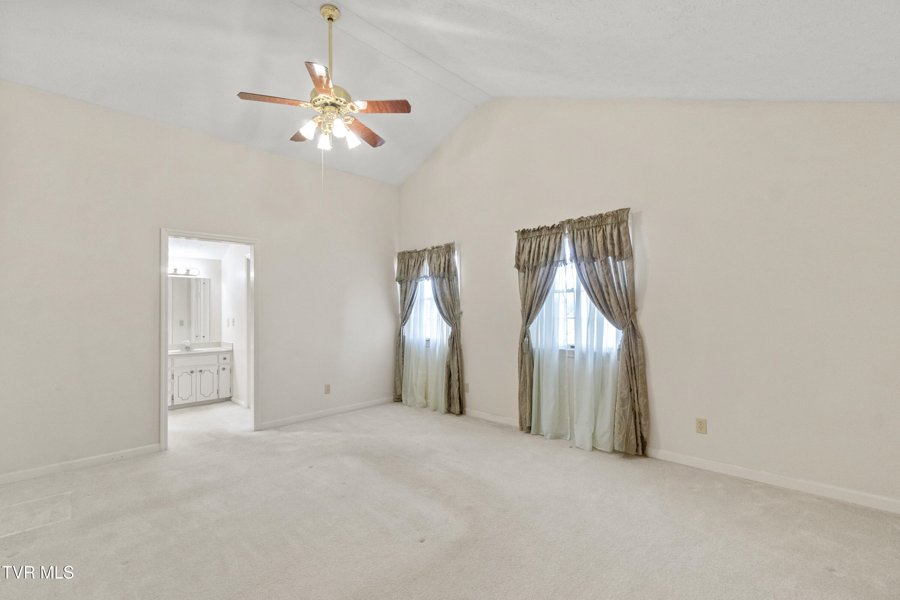 181 Walkers Ford Road Greeneville, TN 37743 - Photo 33 of 53 DSC02354