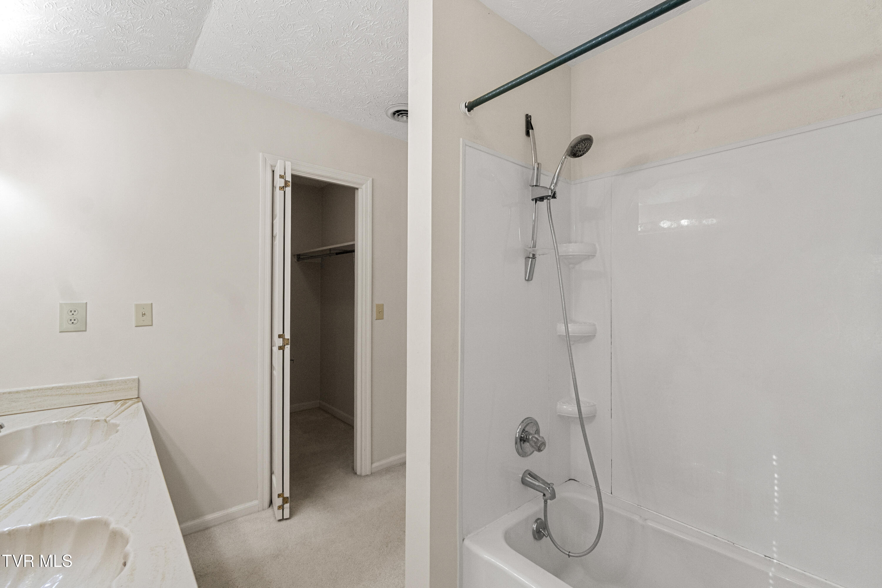 181 Walkers Ford Road Greeneville, TN 37743 - Photo 38 of 53 DSC02372