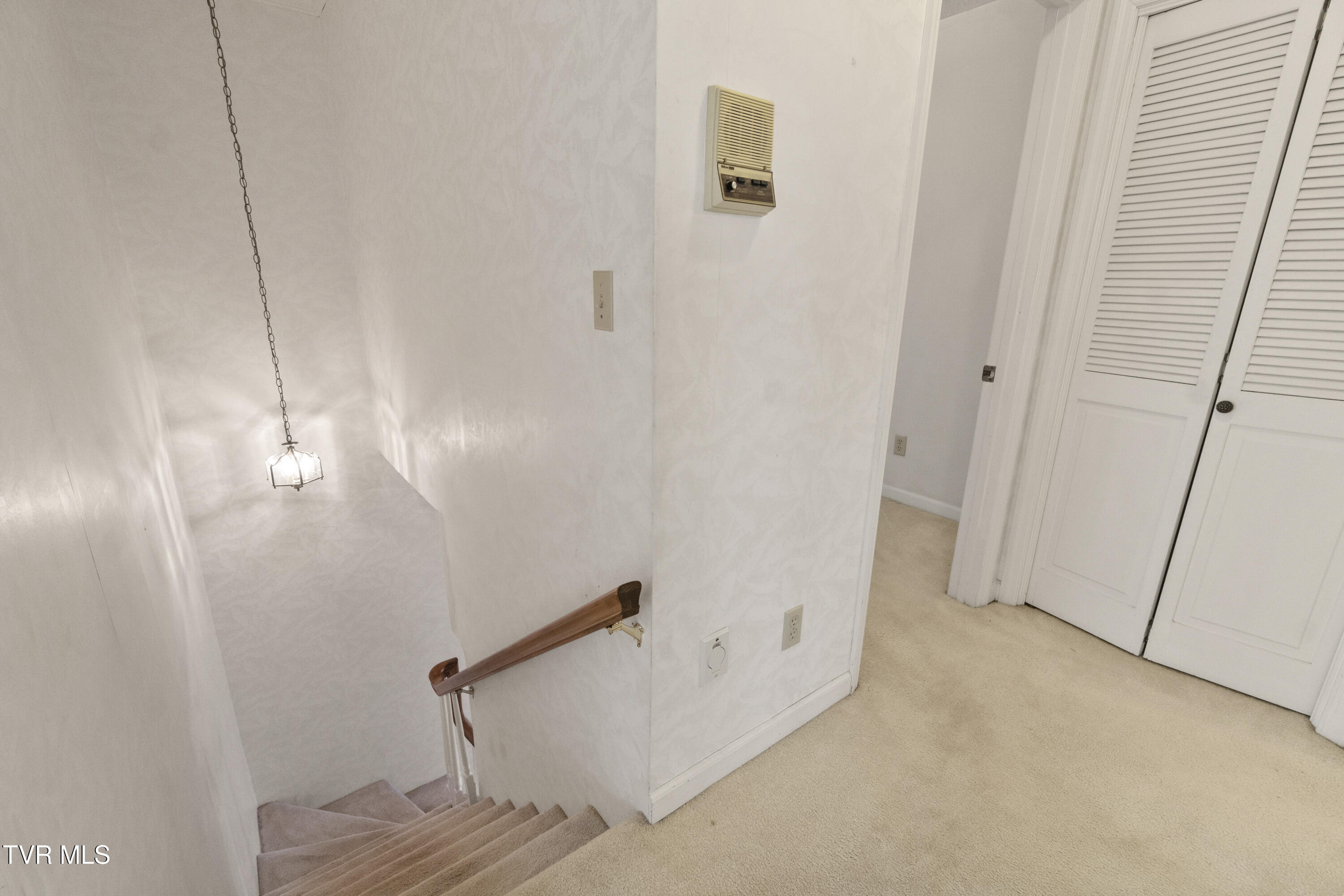 181 Walkers Ford Road Greeneville, TN 37743 - Photo 45 of 53 DSC02339