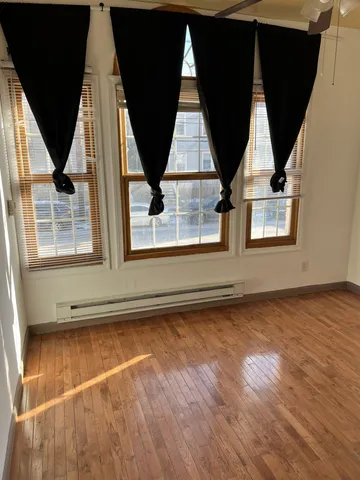 $2,800 | 167 Garfield Avenue, Jersey City, NJ 07305