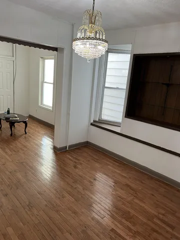 $2,800 | 167 Garfield Avenue, Jersey City, NJ 07305