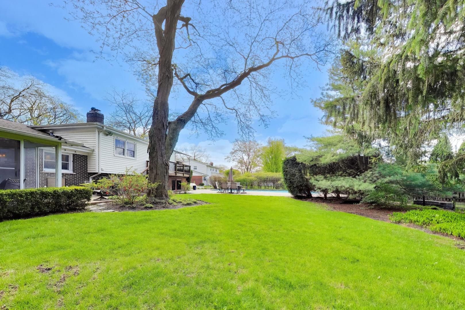 570 Wilmot Road Deerfield, IL 60015 - Photo 32 of 35