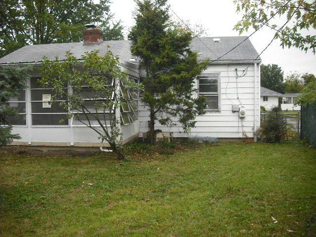 898 South Kellner Road Columbus, OH 43209 - Photo 4 of 10
