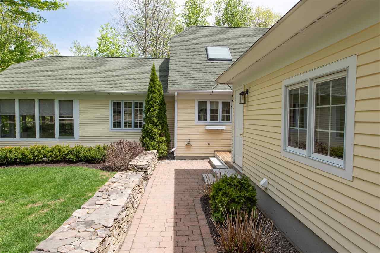 15 Grouse Hollow Road Meredith, NH 03253 - Photo 4 of 37 Gallery Image 4