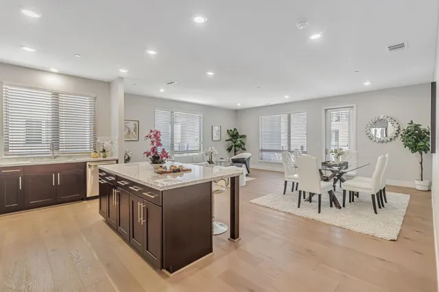 $1,498,000 | 1028 Foster Square Lane, Unit 305, Foster City, CA 94404