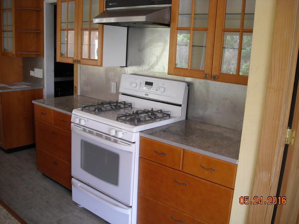 103 Compton Road Economy, PA 15143 - Photo 11 of 25