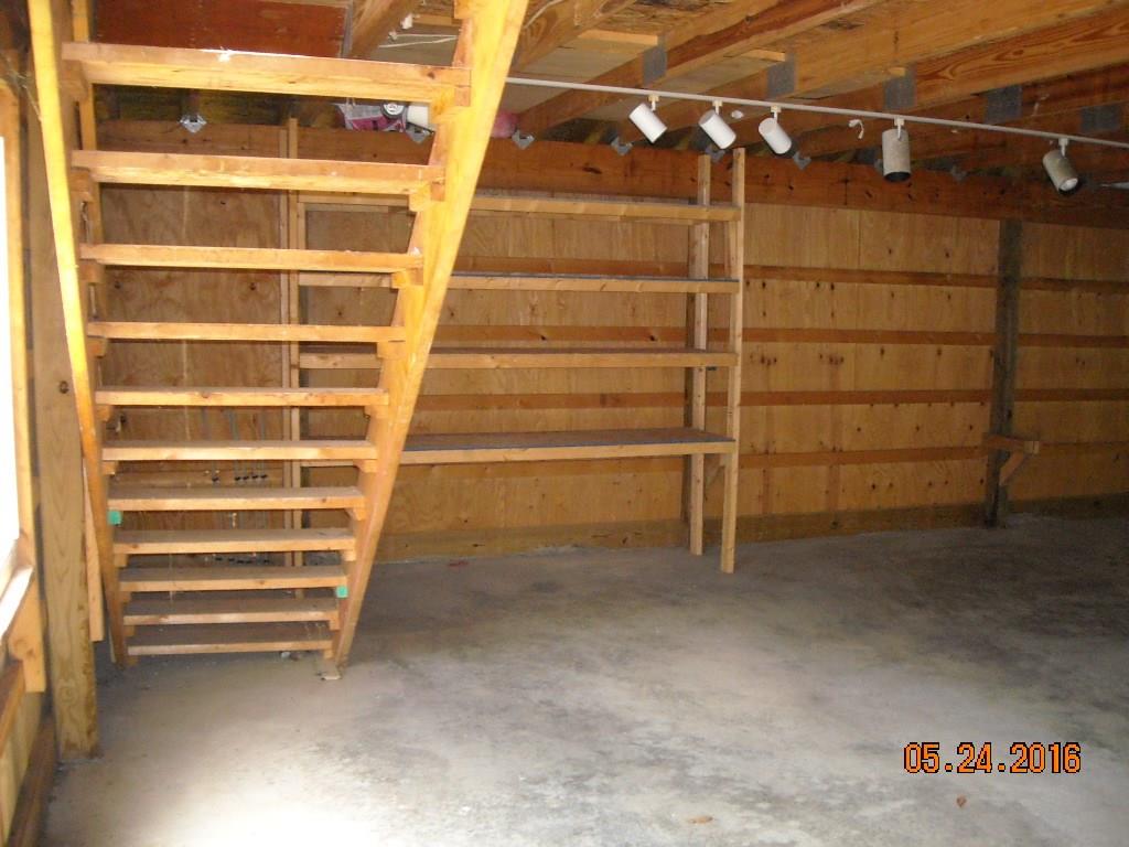 103 Compton Road Economy, PA 15143 - Photo 18 of 25