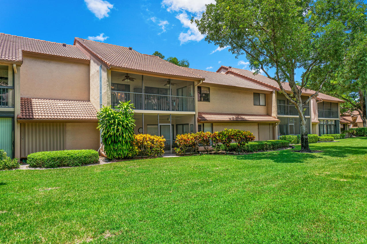 5720 Coach House Circle, Unit G 5720 Boca Raton, FL 33486 - Photo 23 of 26 023-5720CoachHouseCircle-BocaRaton-FL-33