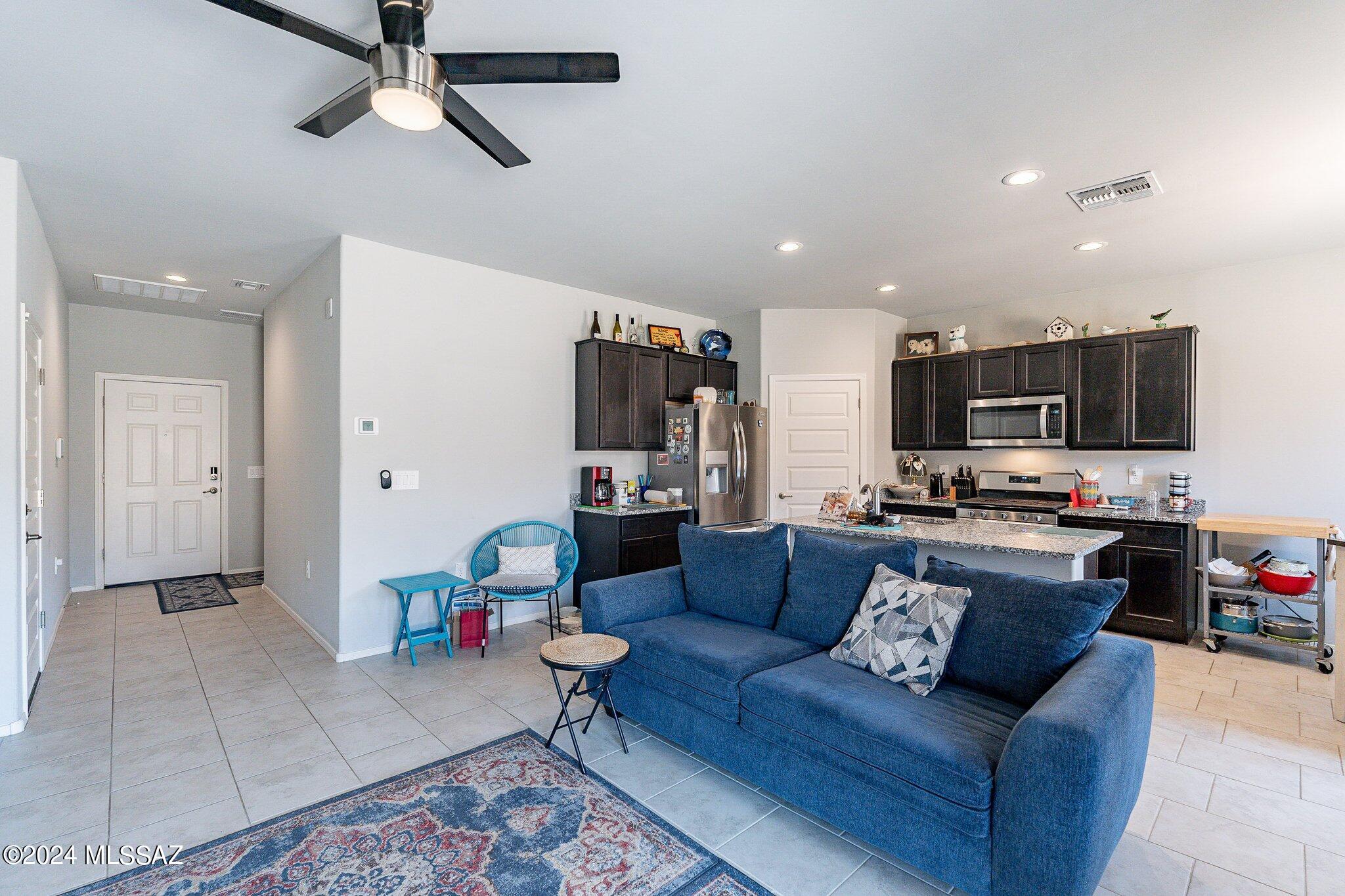 7461 West Elvado Road Tucson, AZ 85757 - Photo 7 of 25 Gallery Image 7