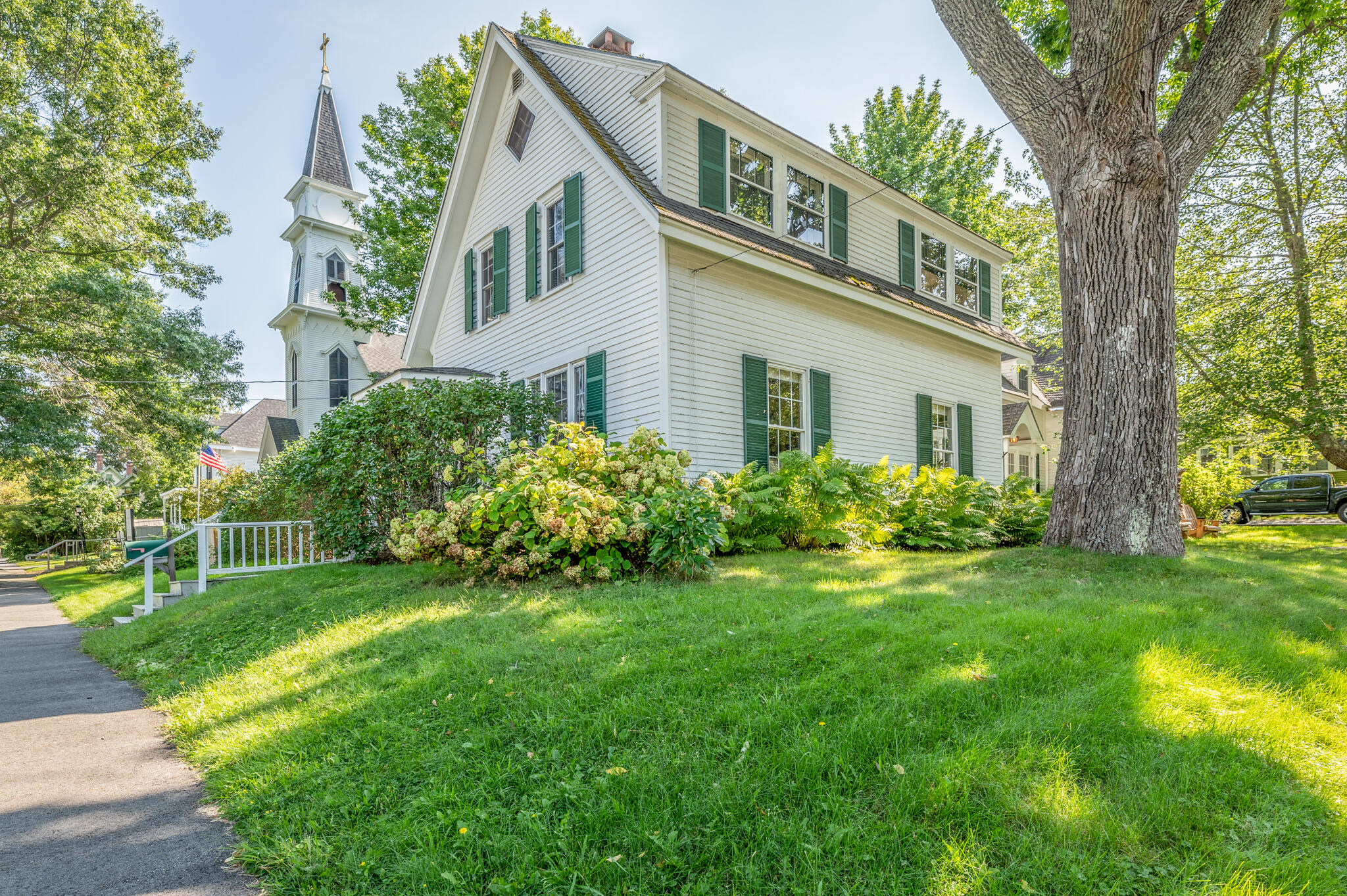 75 Court Street Belfast, ME 04915 - Photo 2 of 8 View from street
