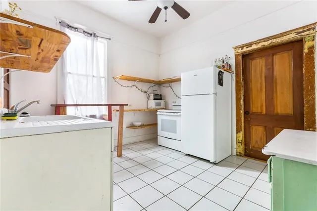 $1,200 | 1925 Arts Street, New Orleans, LA 70117