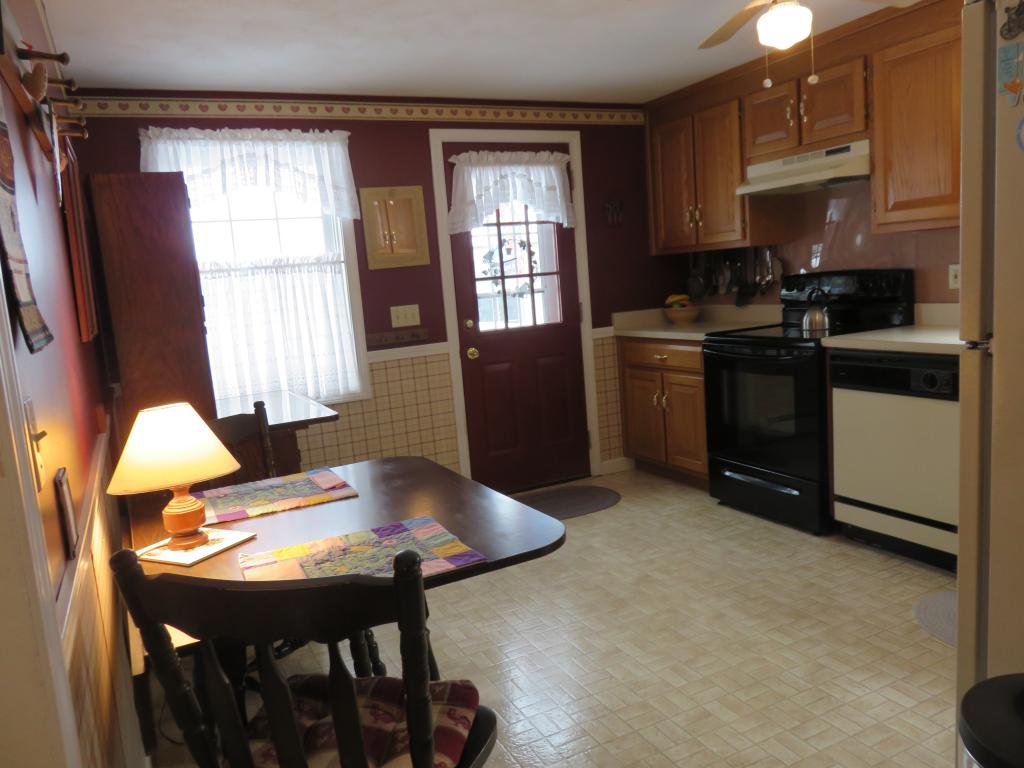 141 Little Mill Road Sandown, NH 03873 - Photo 8 of 22
