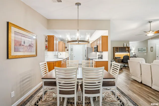 $229,900 | 2037 Villa Pines Circle, Carbon Cliff, IL 61239