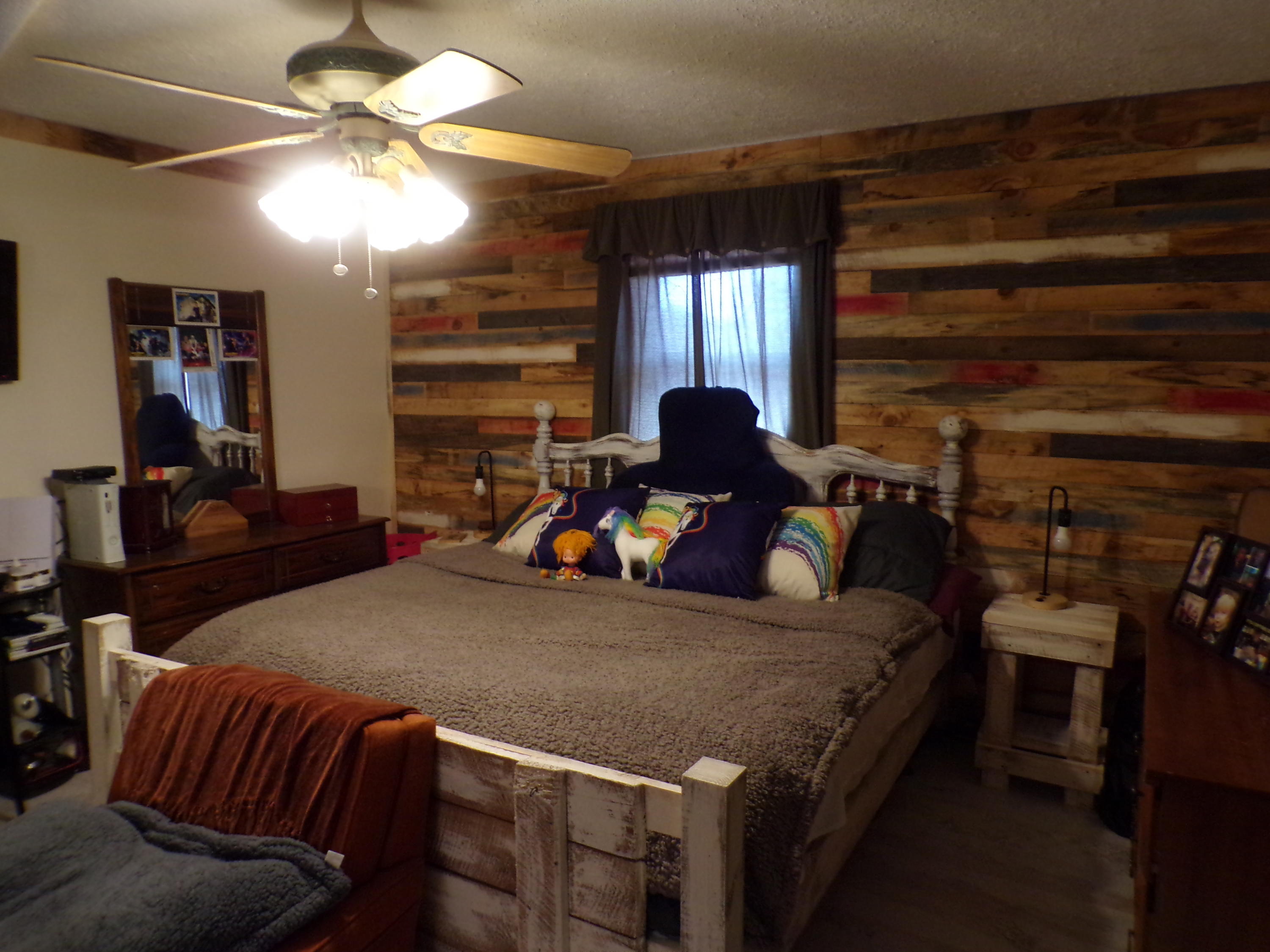 803 Jimmy Hollow Road Butler, TN 37640 - Photo 18 of 31 103_4758
