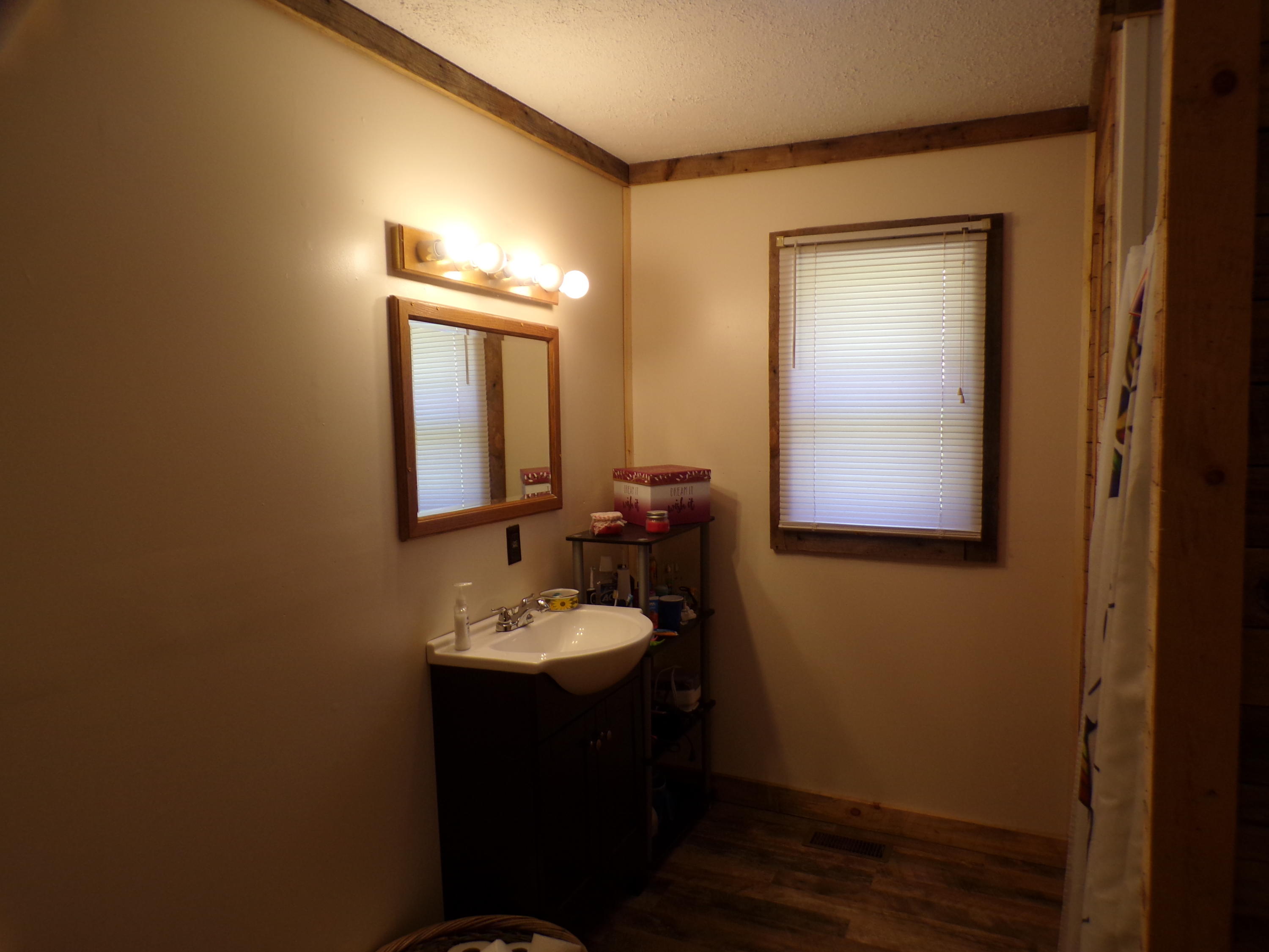 803 Jimmy Hollow Road Butler, TN 37640 - Photo 20 of 31 103_4761