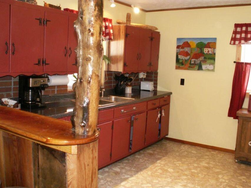 803 Jimmy Hollow Road Butler, TN 37640 - Photo 5 of 31 803 JIMMY HOLLOW ROAD 1