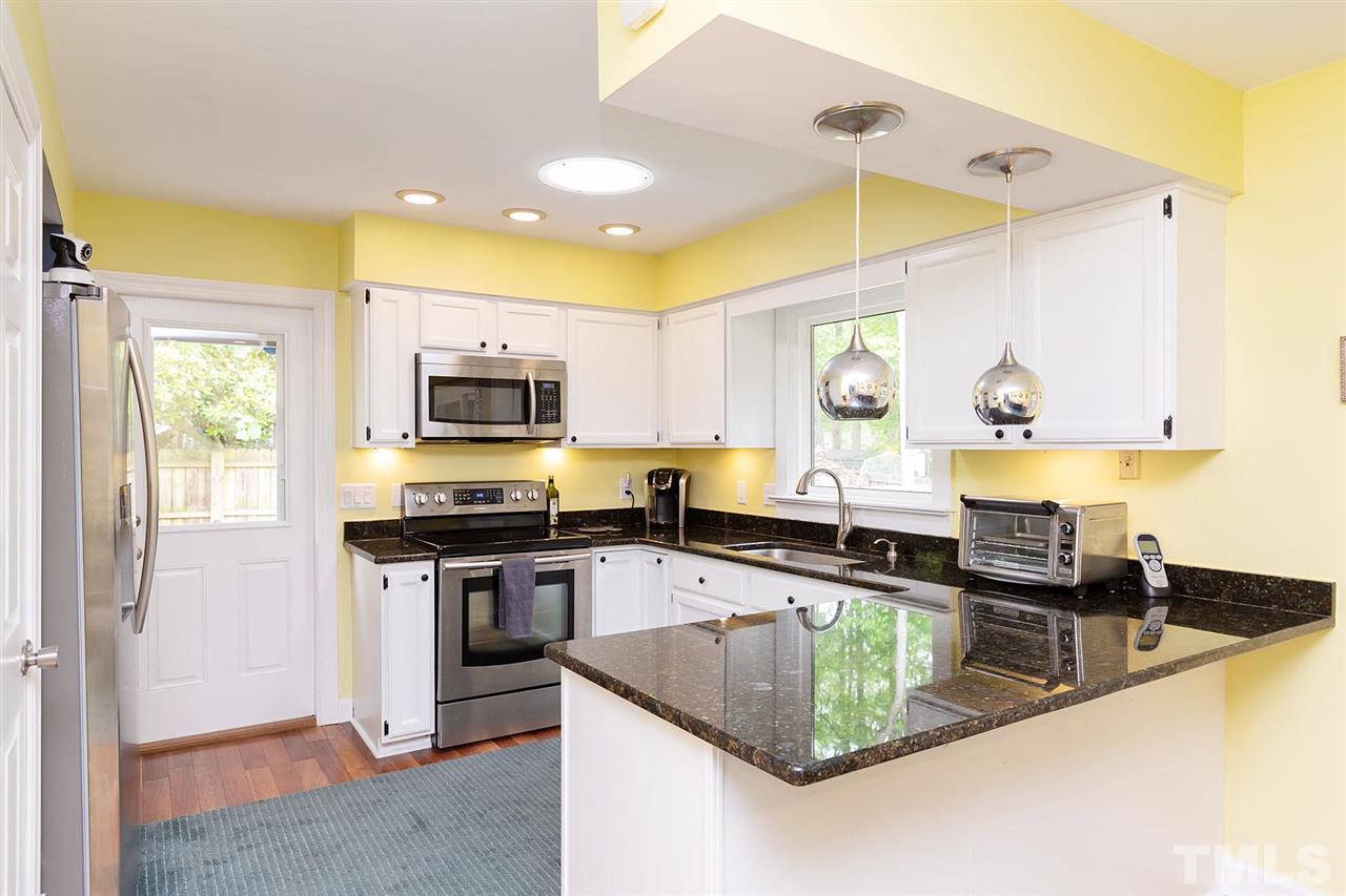 4308 Dutch Garden Court Raleigh, NC 27613 - Photo 7 of 26