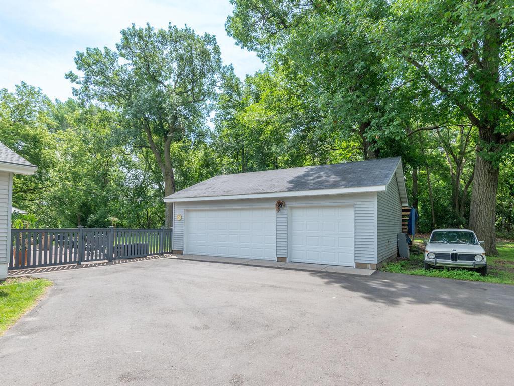 3745 Togo Road Wayzata, MN 55391 - Photo 29 of 35