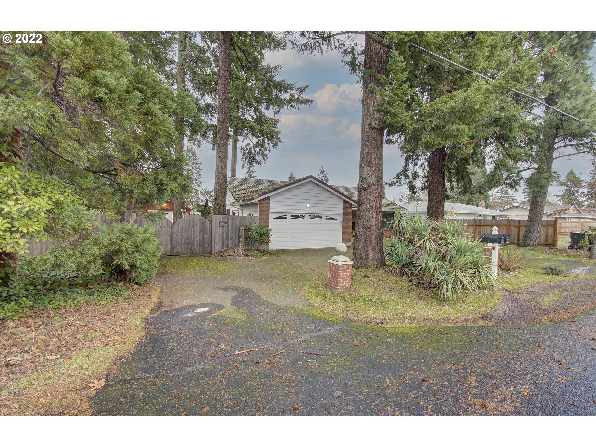15532 Southeast Johnson Road Clackamas, OR 97015 - Photo 3 of 31 Gallery Image 3