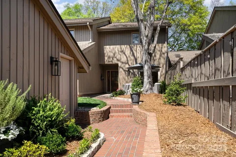 $795,000 | 5306 Wingedfoot Road, Charlotte, NC 28226