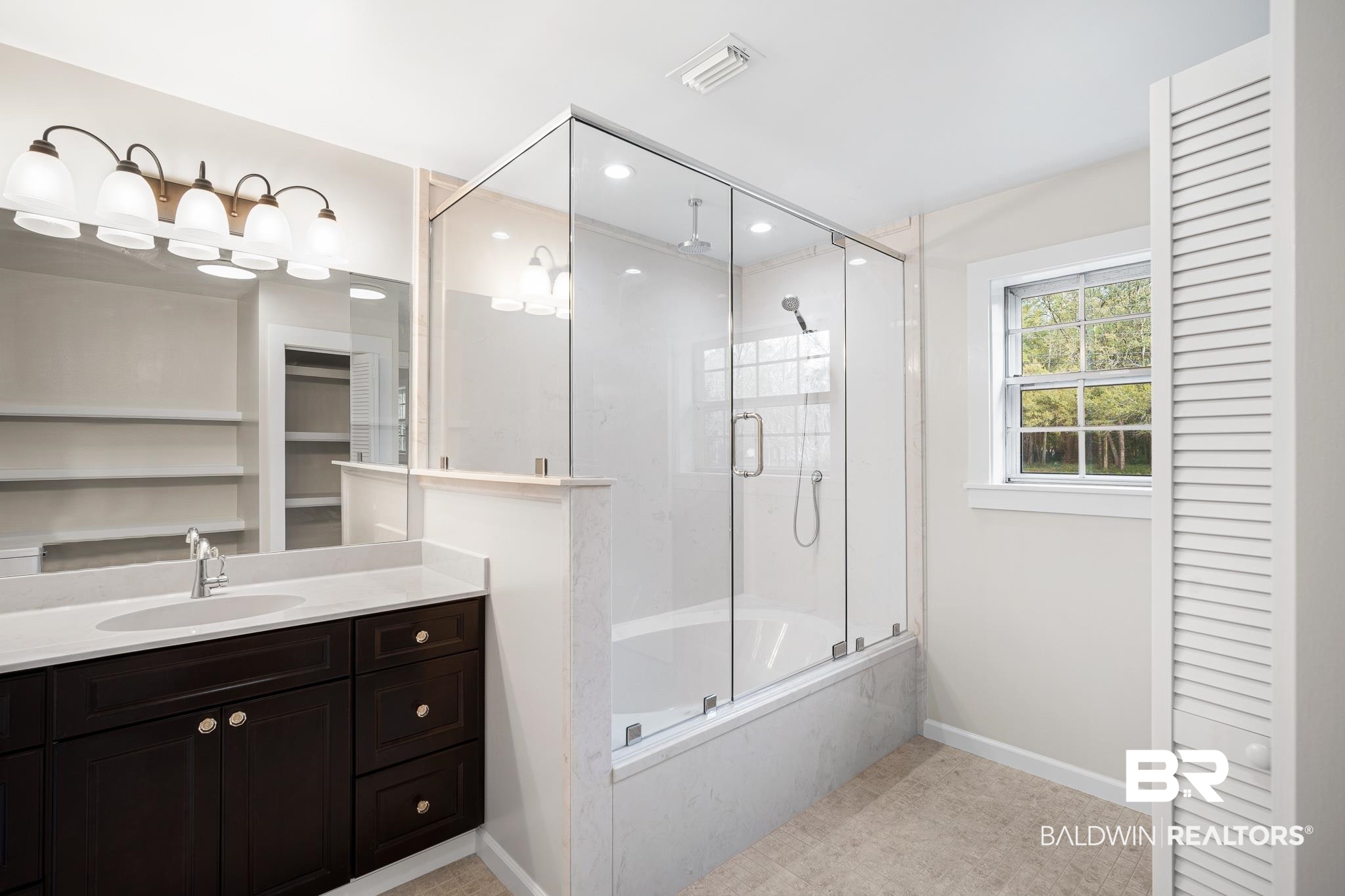 9660 Mosley Road Fairhope, AL 36532 - Photo 18 of 41 primary bath