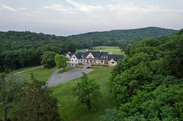 $24,900,000 | 6180 Southeast Tater Peeler Road, Lebanon, TN 37090