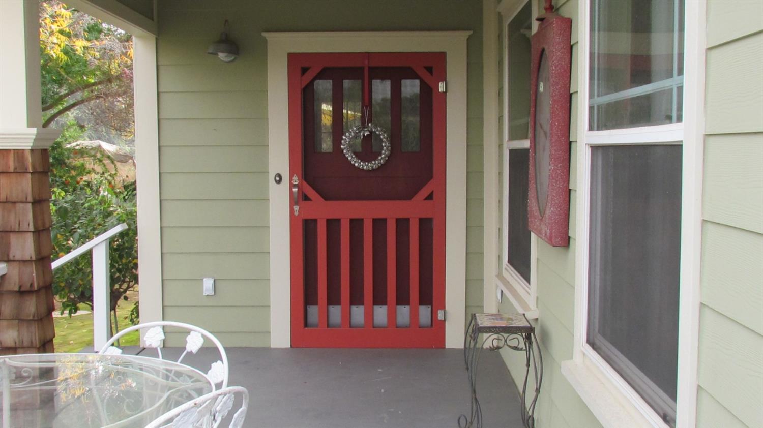 523 North Buttonwillow Avenue Reedley, CA 93654 - Photo 14 of 85 Welcome to such attention to detail of an era gone by.....