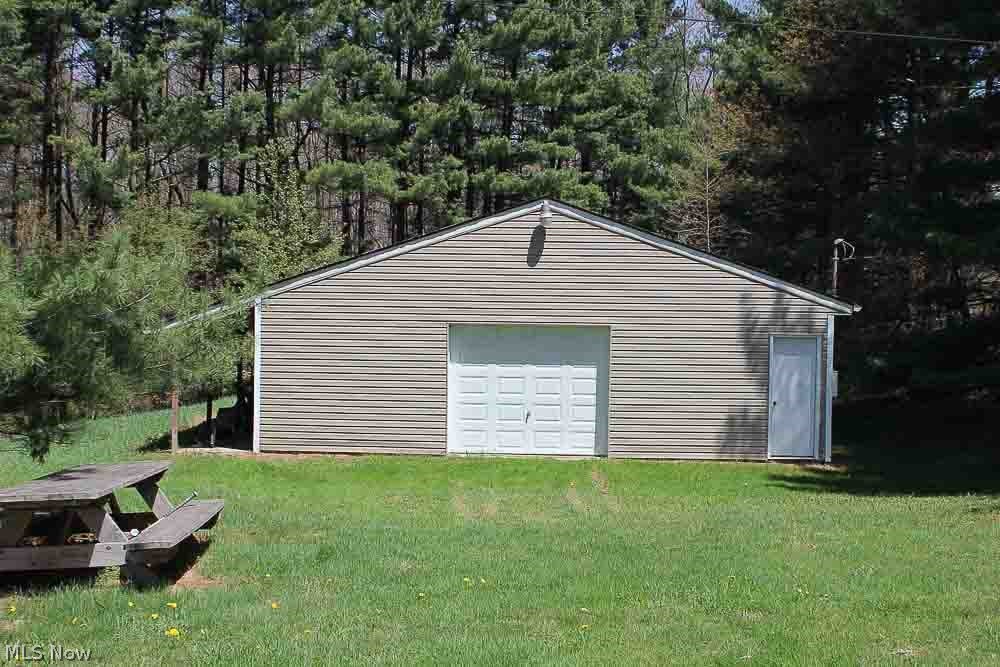 1075 Ghent Road Akron, OH 44333 - Photo 8 of 15
