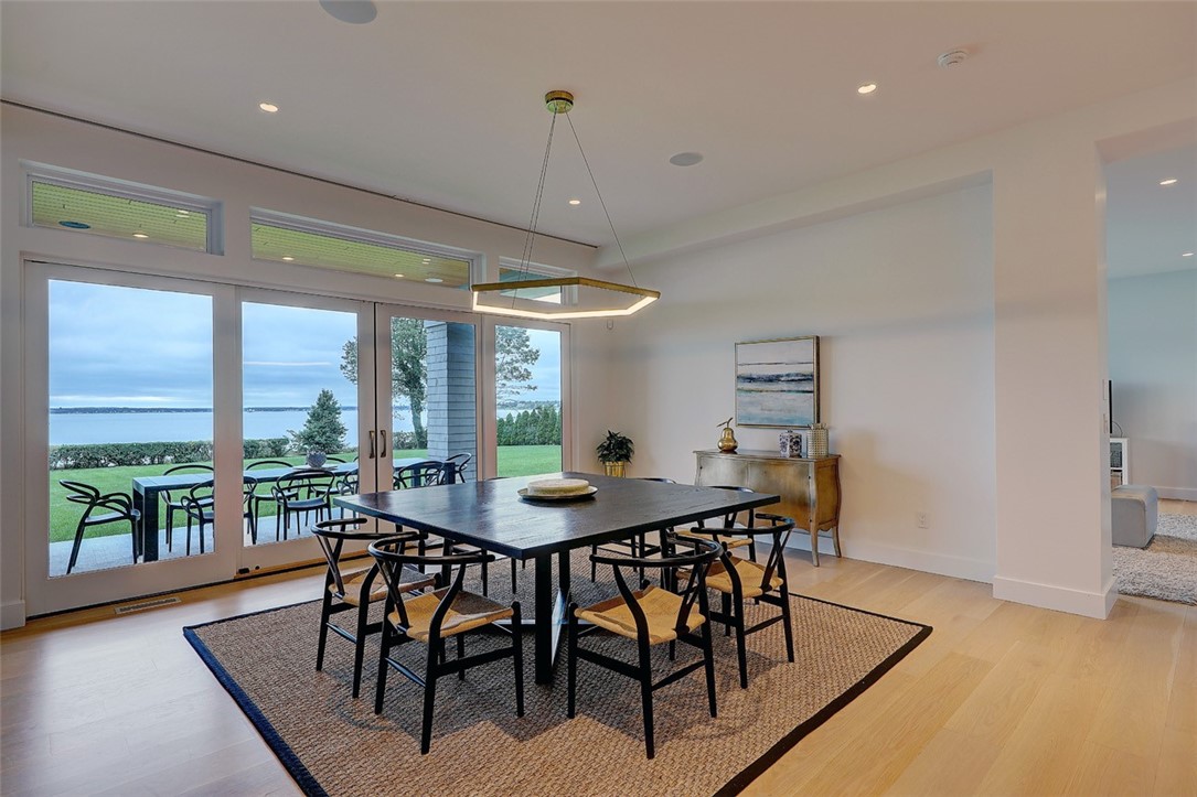 35 Fessenden Road Barrington, RI 02806 - Photo 18 of 50