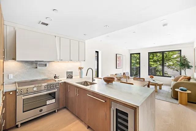 $2,295,000 | 104 Newel Street, Unit 1 | Greenpoint