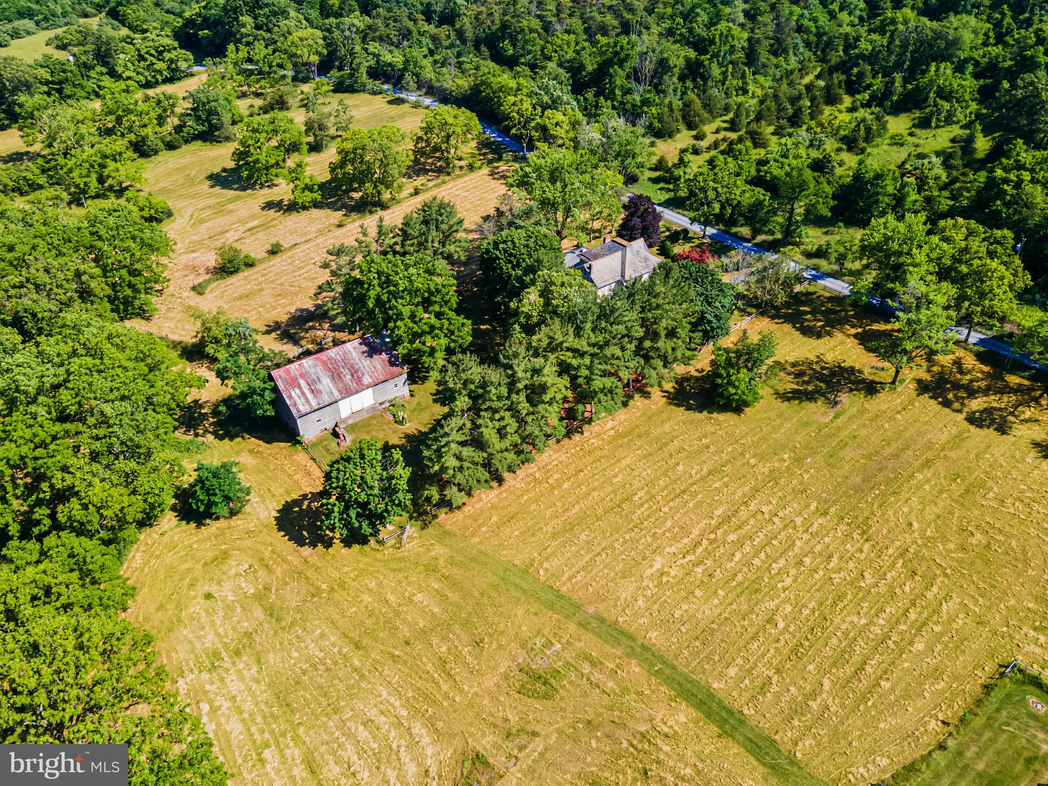 2165 South Middle Road Quicksburg, VA 22847 - Photo 3 of 33