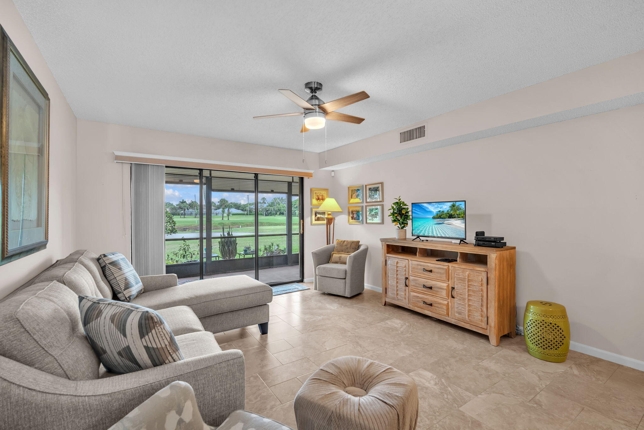 2061 Keystone Drive, Unit B Jupiter, FL 33458 - Photo 2 of 43 42-web-or-mls-DSC01307