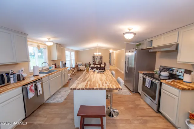 $275,000 | 178 El Shaddai, Opelousas, LA 70570