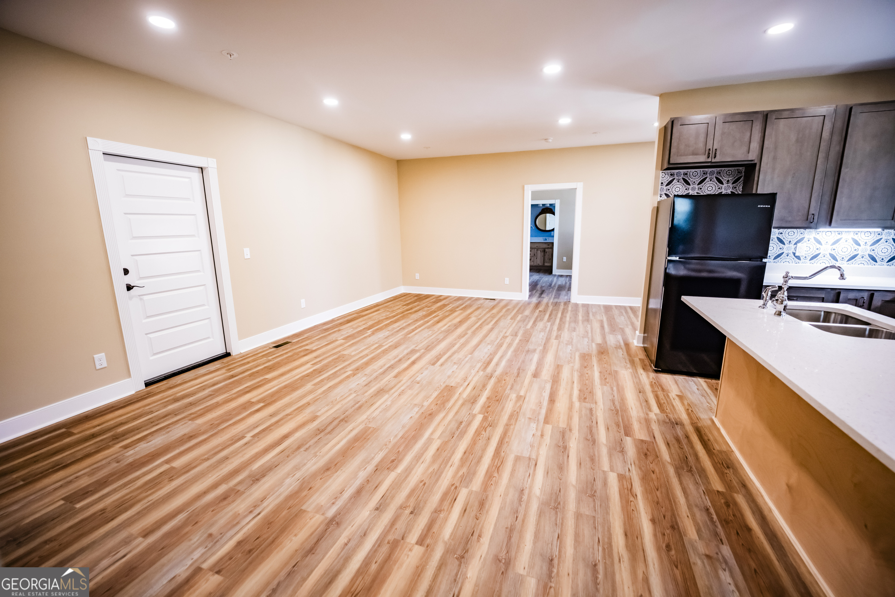 210 West 8th Street, Unit 1 Tifton, GA 31794 - Photo 3 of 23