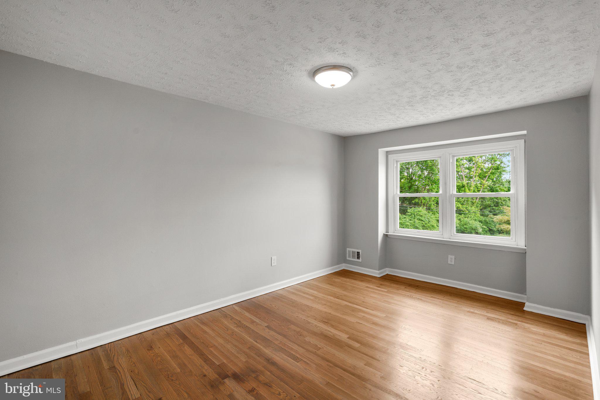 5635 Utrecht Road Baltimore, MD 21206 - Photo 14 of 30 Gallery Image 14