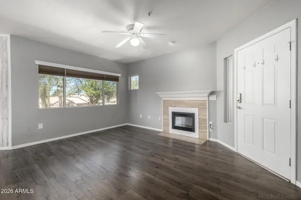 $1,600 | 1295 North Ash Street, Unit 121, Gilbert, AZ 85233
