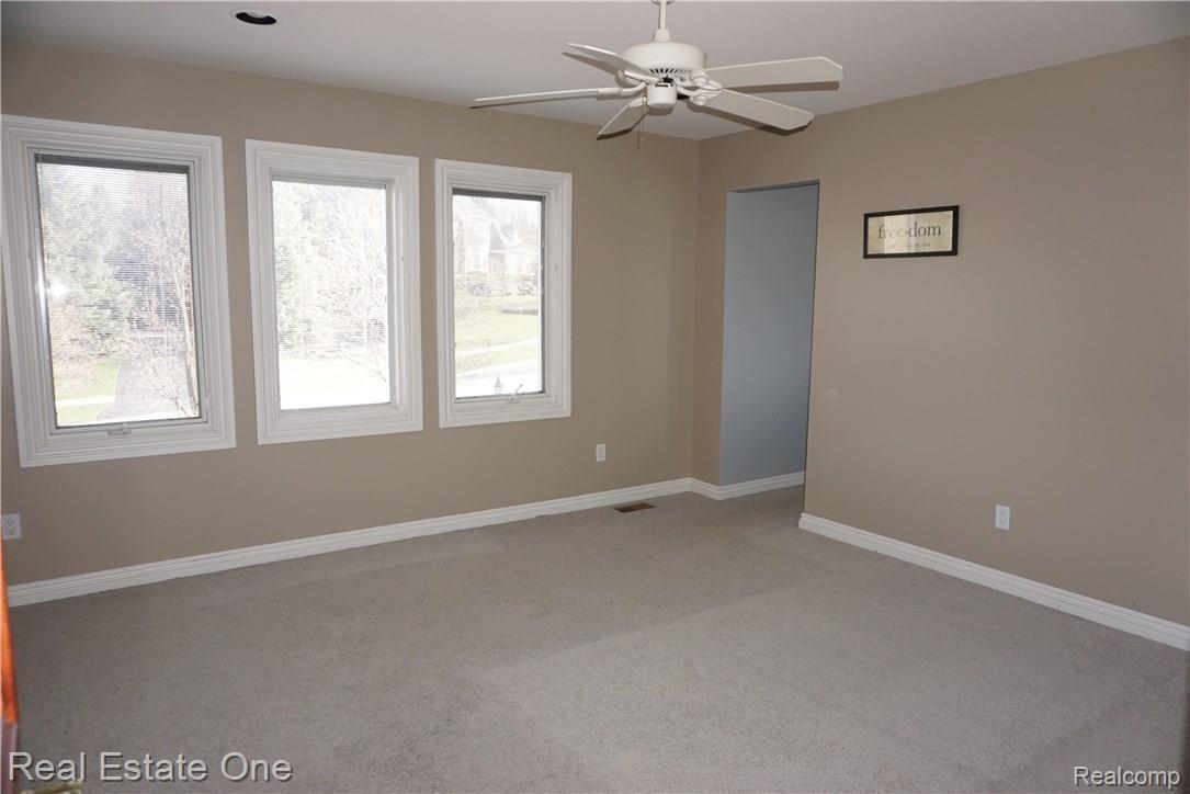 4646 Goodison Pl Drive Rochester, MI 48306 - Photo 36 of 53 DSC04781.JPG