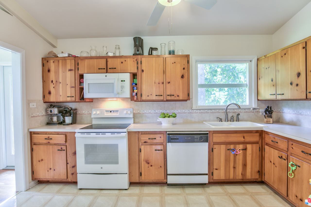 913 Waverly Road Tallahassee, FL 32312 - Photo 5 of 11 Gallery Image 5
