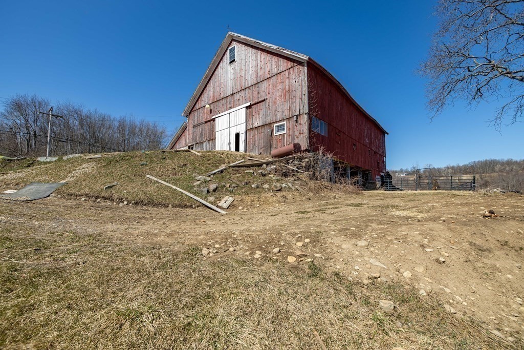 300 Coy Hill Road Warren, MA 01083 - Photo 36 of 42 Gallery Image 36