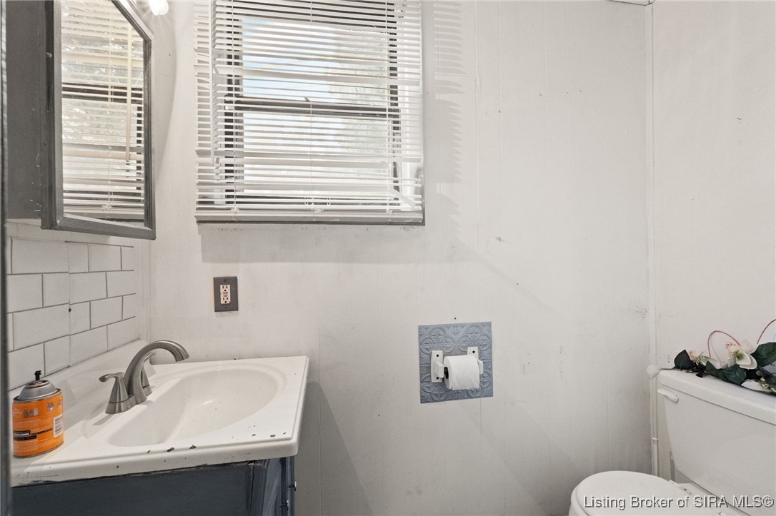 1131 Walnut Street Madison, IN 47250 - Photo 16 of 24